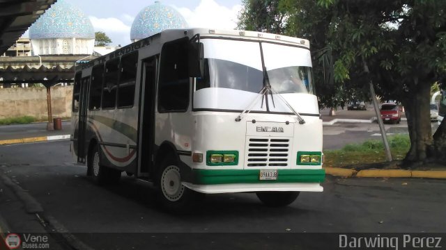 Particular o Desconocido dp001 por Oliver Castillo