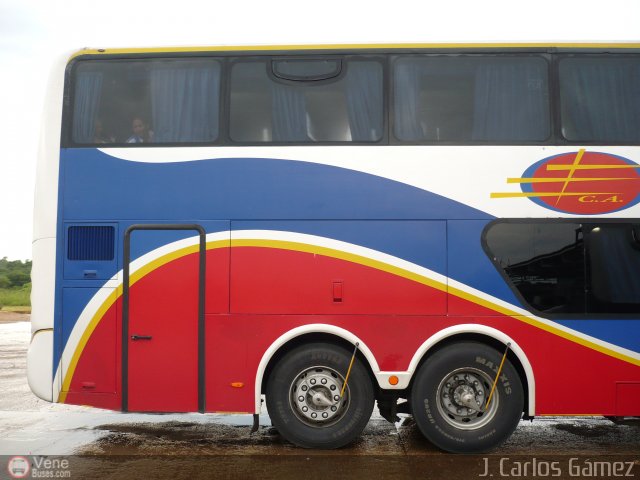 Expresos Occidente 400 por J. Carlos G�mez