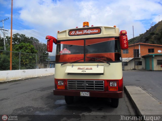 L�nea Crist�bal Mendoza 997 por Jhosmar Luque