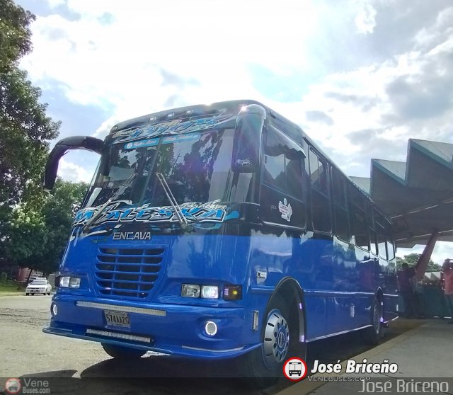 Uni�n L�nea Alberto Adriani C.A. 28 por Jos� Brice�o