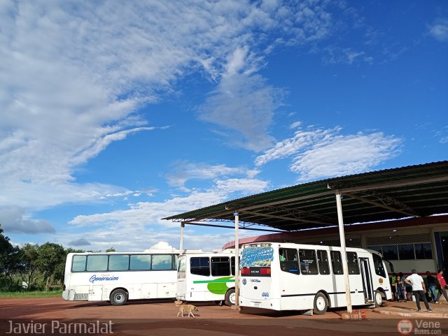 Garajes Paradas y Terminales Santa-Elena-de-Uairen por Javier Arretureta