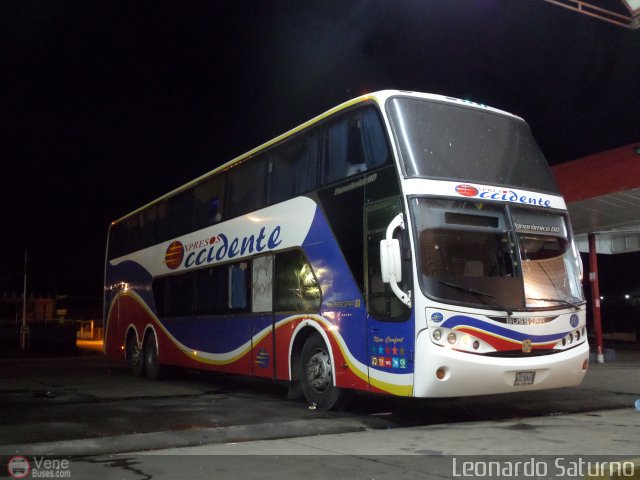 Expresos Occidente 010 por Leonardo Saturno