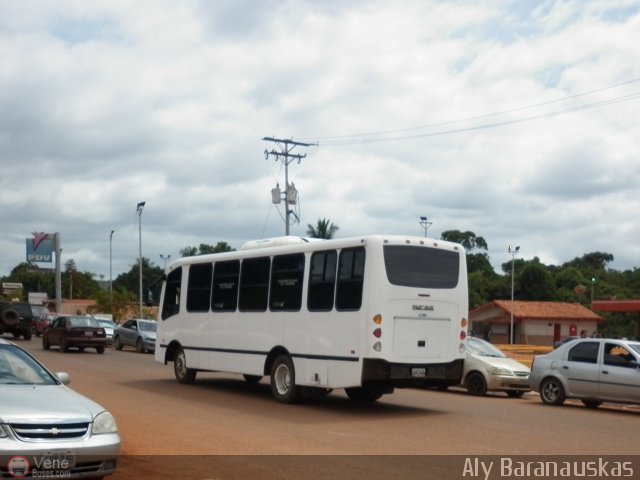 Particular o Desconocido 09 por Aly Baranauskas