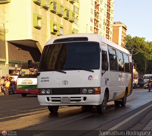 La Wawa W-E1073 por Jonnathan Rodr�guez