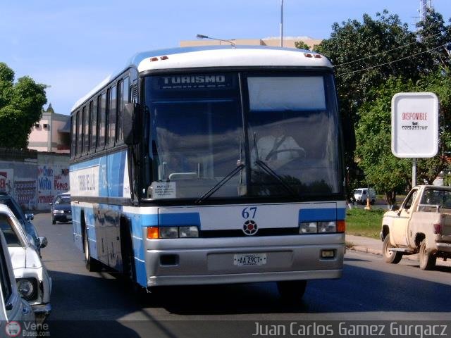 Turismo de Lujo 067 por Alvin Rond�n
