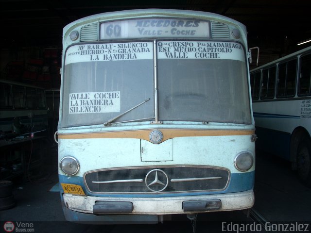 DC - Colectivos del Norte 60 por Edgardo Gonz�lez