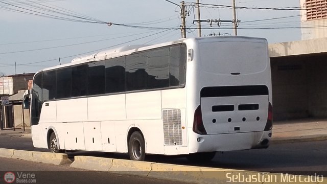 Uso Oficial 999 por Sebasti�n Mercado