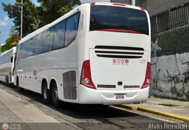 Transporte Clavellino 229 por Alvin Rond�n