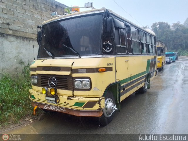 MI - Uni�n Circunvalaci�n Los Teques 038 por Adolfo Escalona