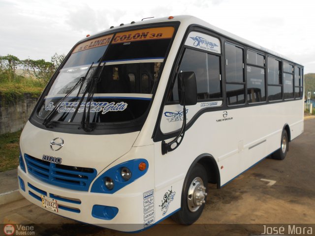 A.C. L�nea Col�n 38 por Jos� Mora