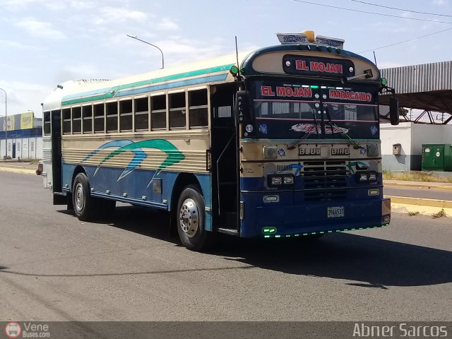 Colectivo San Rafael 13 por Abner Sarcos