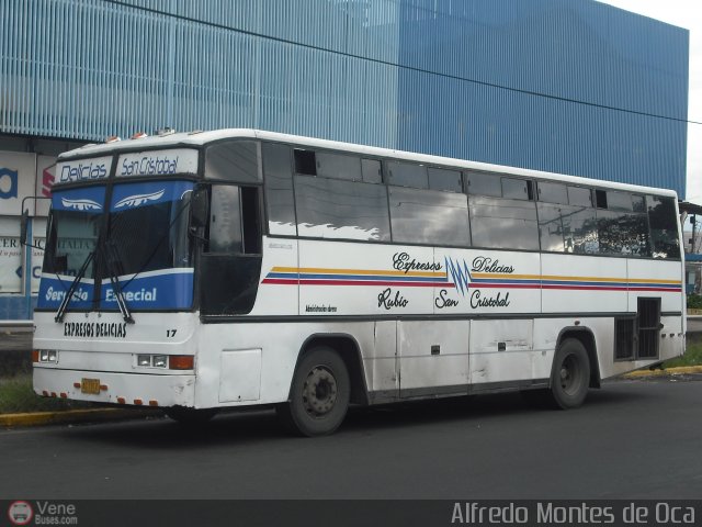 Expresos Delicias 17 por Alfredo Montes de Oca