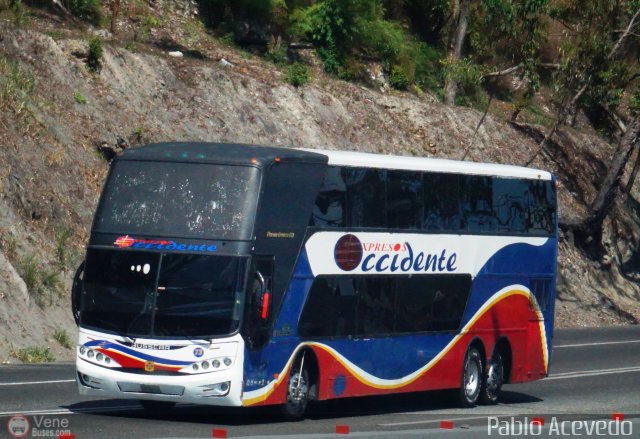 Expresos Occidente 073 por Pablo Acevedo