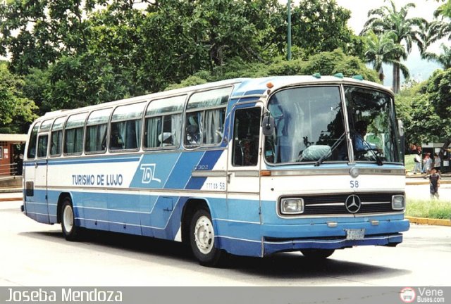 Turismo de Lujo 058 por Joseba Mendoza