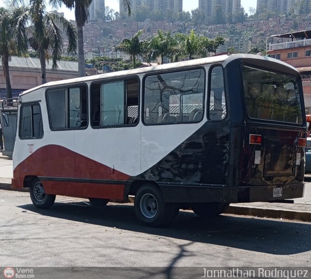 DC - S.C. Rutas Troncales El Cafetal 03 por Jonnathan Rodr�guez