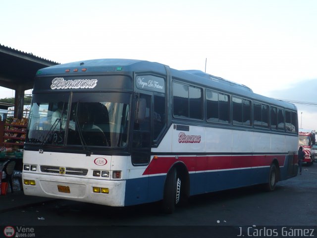 Transporte Bonanza 1326 por J. Carlos G�mez