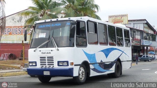 Colectivos El Vig�a 34 por Leonardo Saturno