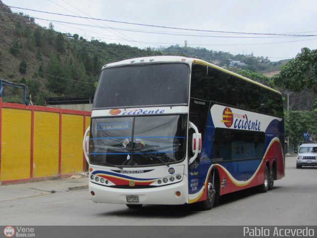 Expresos Occidente 329 por Pablo Acevedo