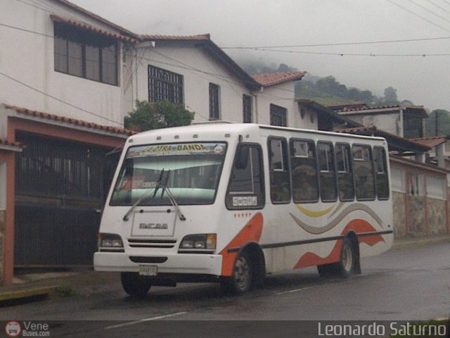 ME - L�nea La Otra Banda 08 por Leonardo Saturno