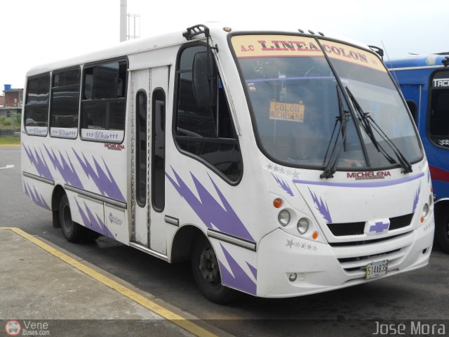 A.C. L�nea Col�n 36 por Jos� Mora