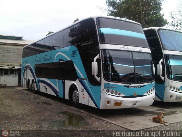 A.C. Mixta de Transporte T�chira M�rida R.L. 0122 por J. Carlos G�mez