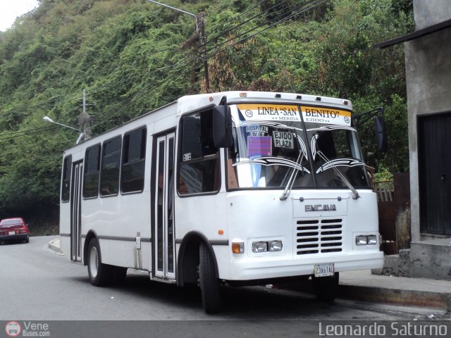 ME - Línea San Benito 28 por Leonardo Saturno