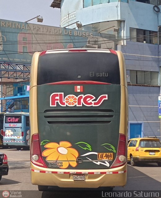 Transporte Flores Hermanos S.R.L 969, por Leonardo Saturno