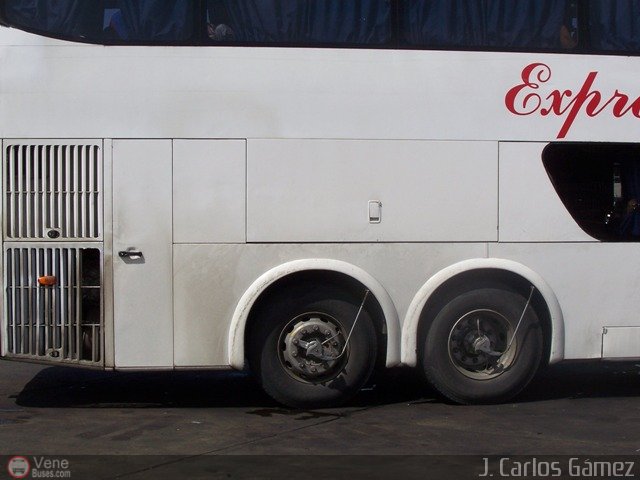 Expresos Camarg�i 1024 por J. Carlos G�mez