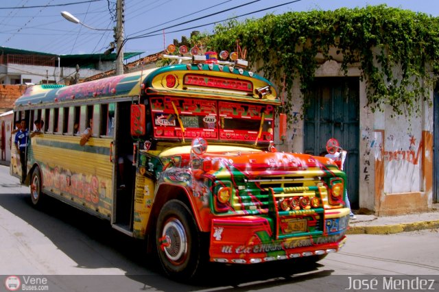 L�nea Fraternidad C.A. 09 por Jos� Blanco