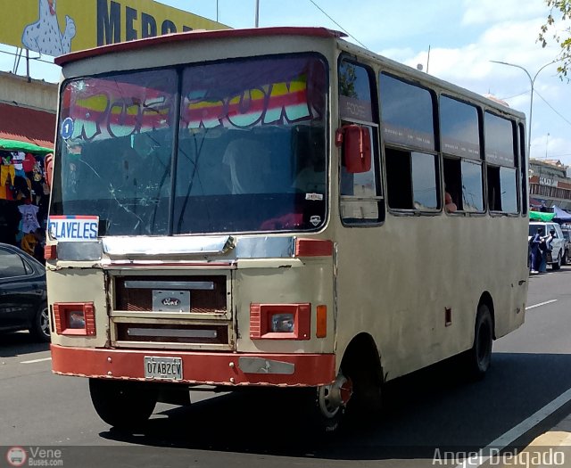 ZU - Los Claveles 18 por �ngel Delgado