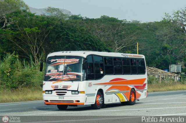 L�nea 1ero de Octubre 068 por Pablo Acevedo