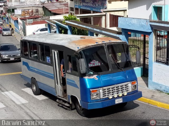 L�nea Crist�bal Mendoza 071 por Darwin Sanchez