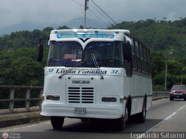 Coop. Cao Rico III - 5 R.L 32 por Leonardo Saturno