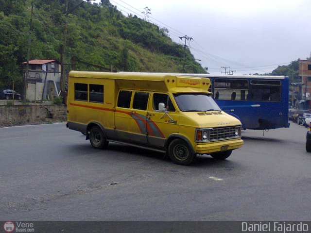 Particular o Desconocido Dodge por Daniel Fajardo