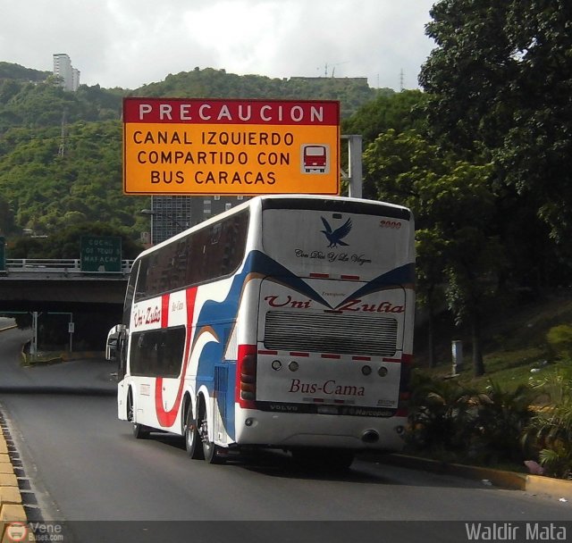 Transportes Uni-Zulia 2000 por Waldir Mata