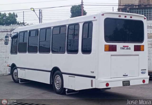 Particular o Desconocido Maracay por Jos� Mora