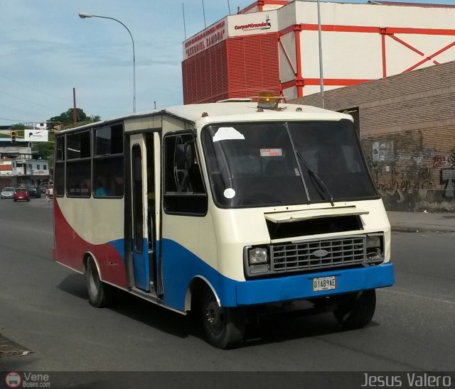 MI - A.C. L�nea La Rosa de Guatire 31 por Jes�s Valero