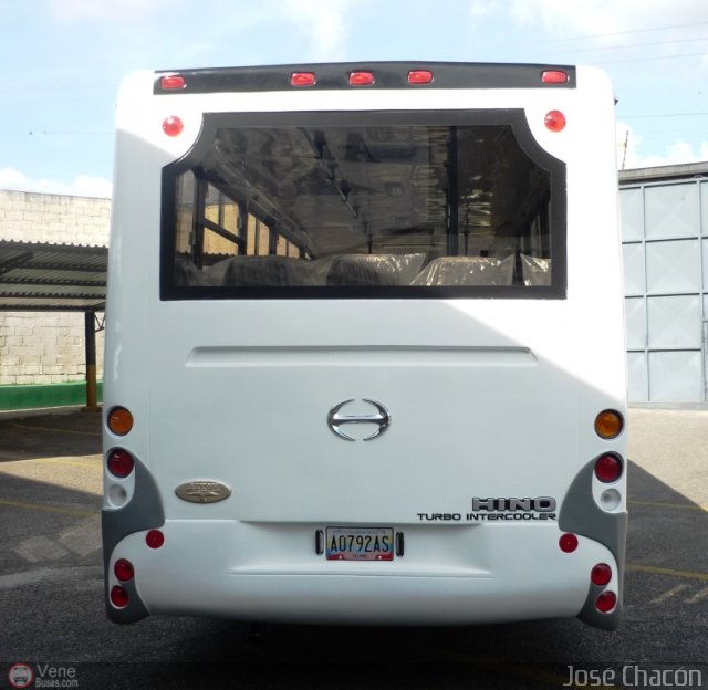 Particular o Desconocido 100 por Jos� Chac�n