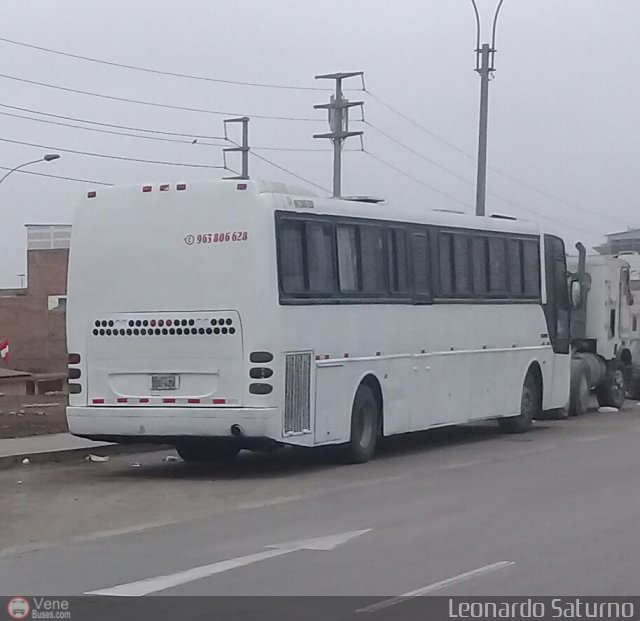 Particular o Desconocido 955 por Leonardo Saturno