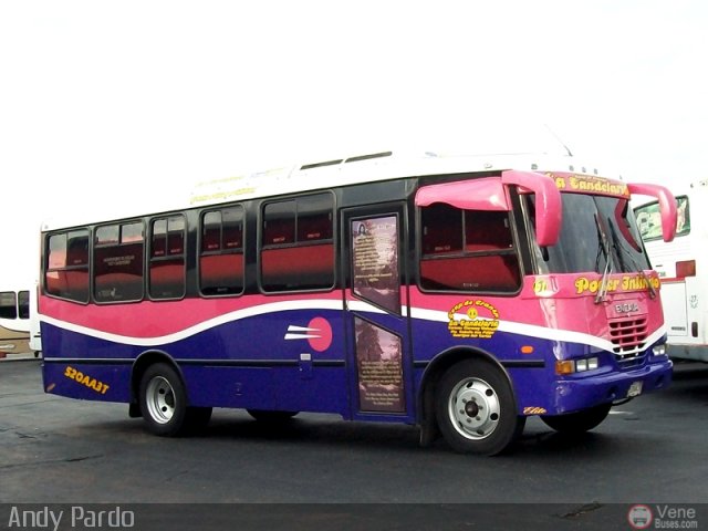 Coop. de Transporte La Candelaria 61 por Andy Pardo