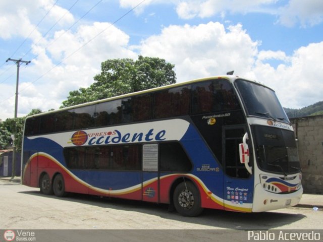 Expresos Occidente 395 por Pablo Acevedo