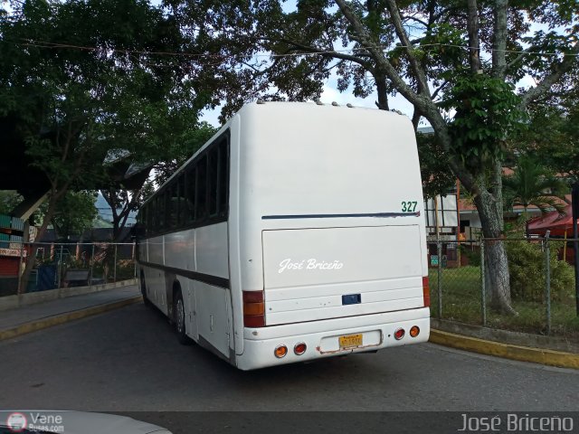 Expresos Alianza 327  por Jos� Brice�o