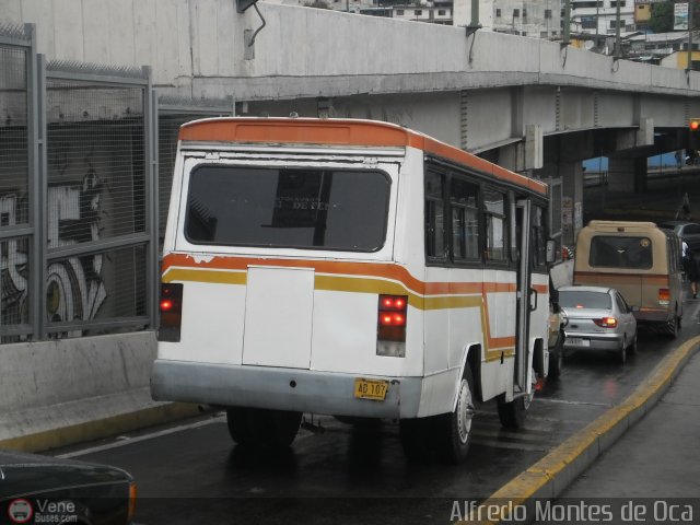 MI - Uni�n Circunvalaci�n Los Teques 010 por Alfredo Montes de Oca