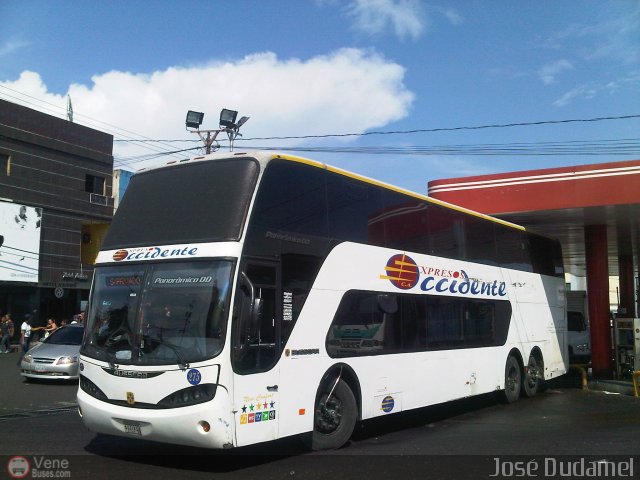 Expresos Occidente 275 por Aly Baranauskas