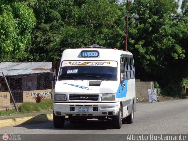 A.C. Sur del Lago R.L. 050 por Alberto Bustamante