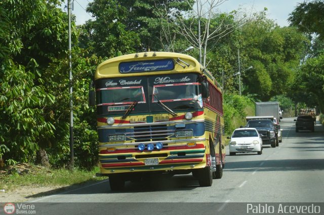 Expresos J�uregui 051 por Pablo Acevedo