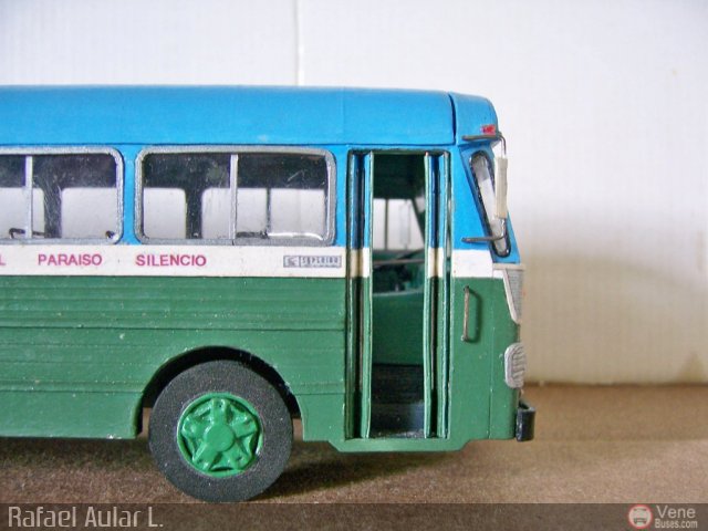 Maquetas y Miniaturas 41 ruta 81 ICEP por Rafael Aular