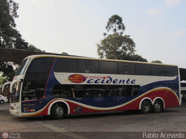 Expresos Occidente 187 por Pablo Acevedo