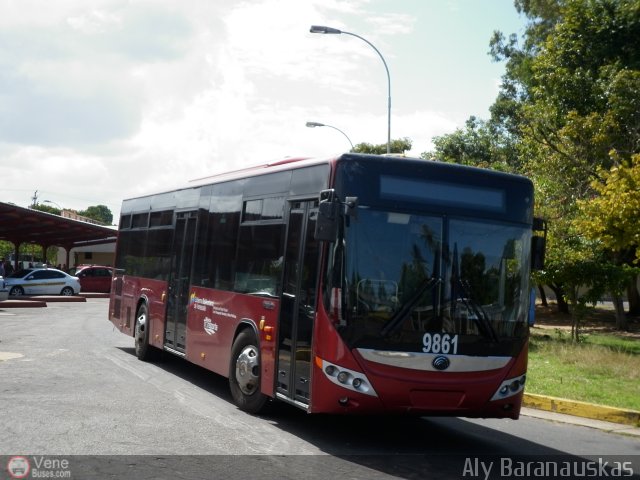 Sistema Integral de Transporte Superficial S.A 9861 por Aly Baranauskas