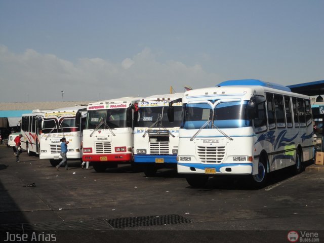 Garajes Paradas y Terminales Maracaibo por Jos� Arias